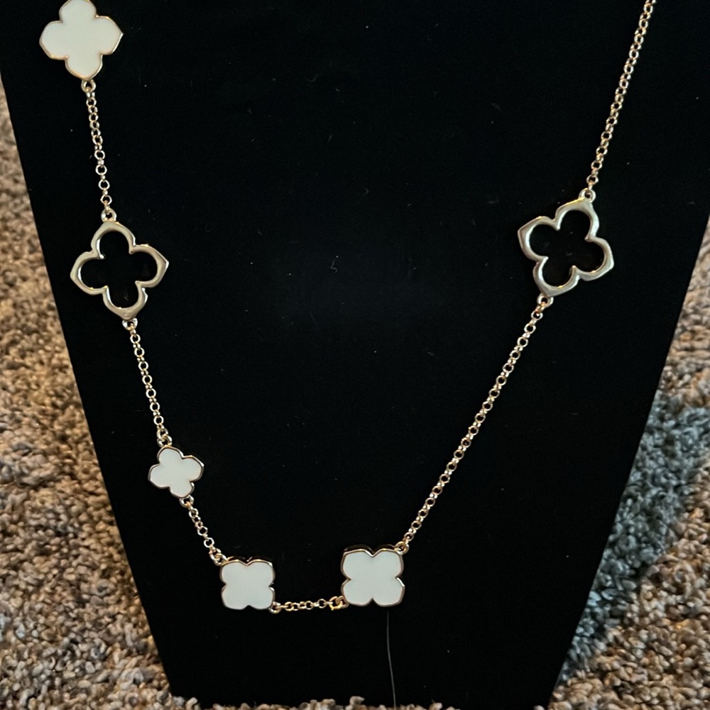 Elegant Gold and White Clover Necklace - Picture 3 of 6